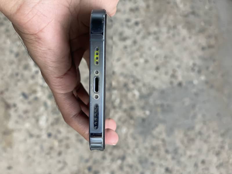 Apple iPhone 13 Pro Max 3