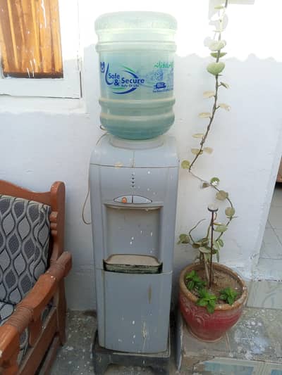 water dispenser ok condition urgent sale
