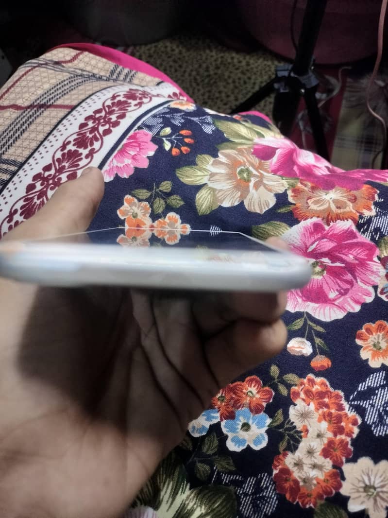Apple iPhone 7 Plus 3