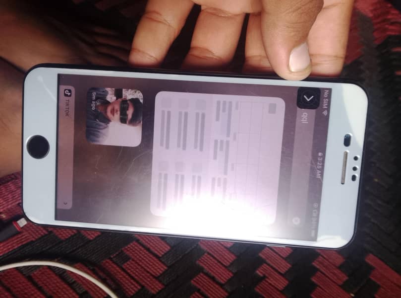 Apple iPhone 7 Plus 2