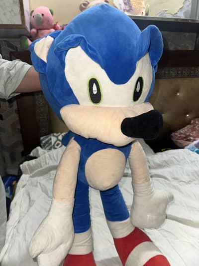 Sonic  3 feet long in height soft toy