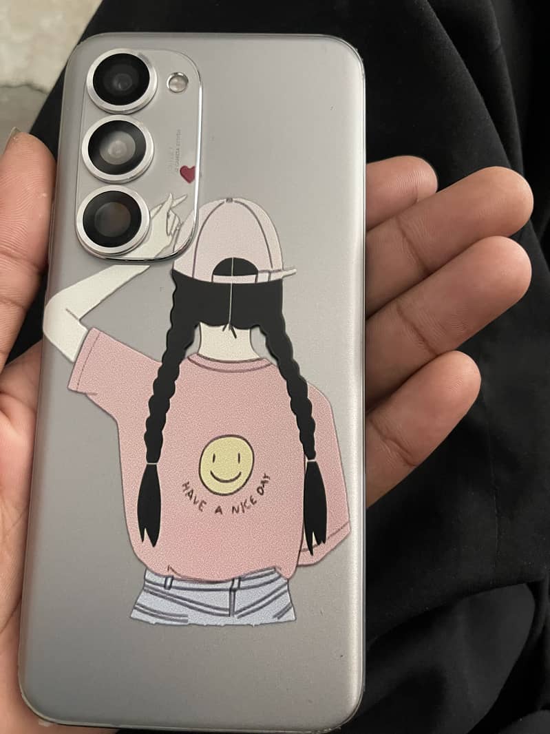 Tecno CAMON 40 Pro 1