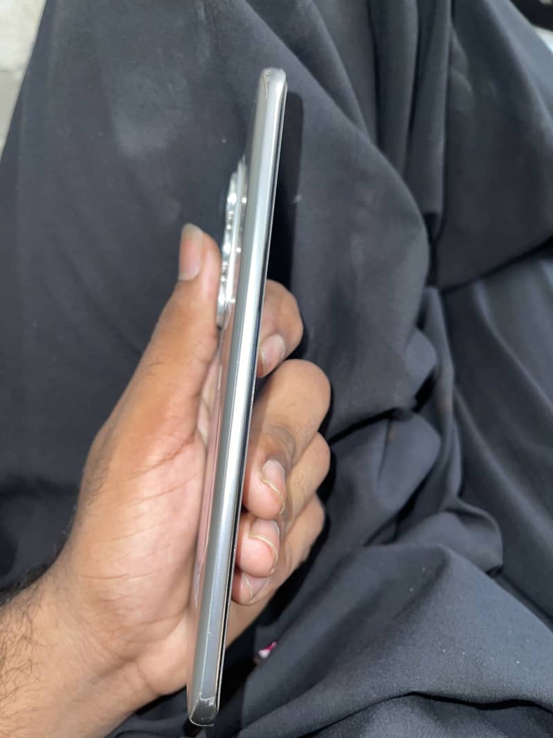 Tecno CAMON 40 Pro 3