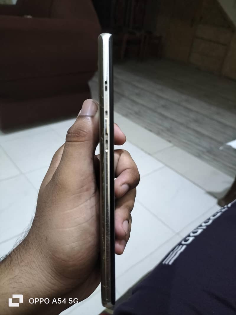 Samsung Mobile Note 8 4