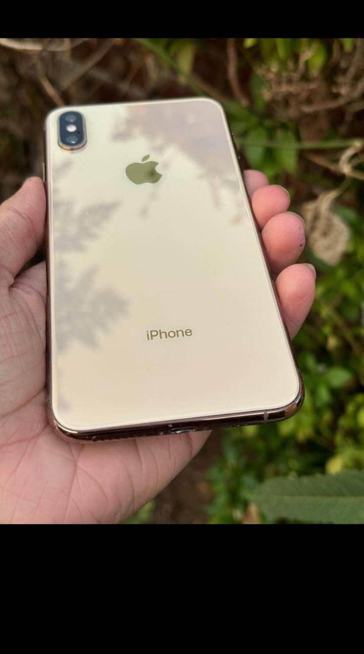 iPhone XS 5
