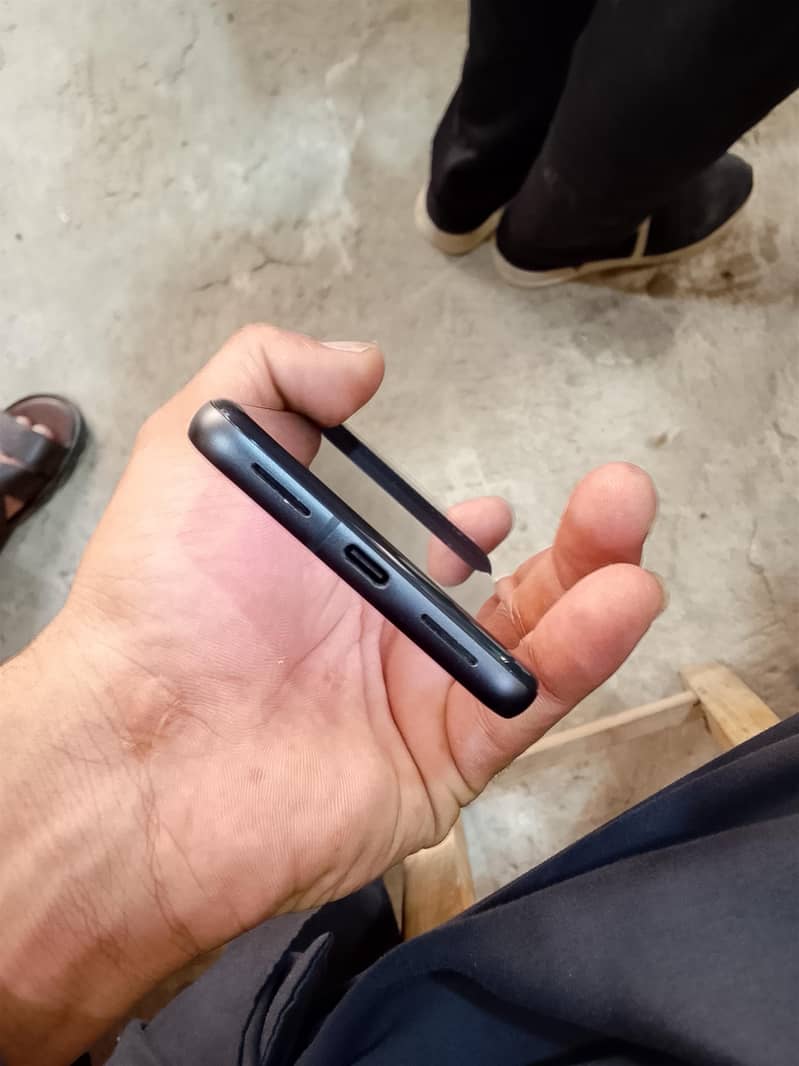 Google Pixel 8 1