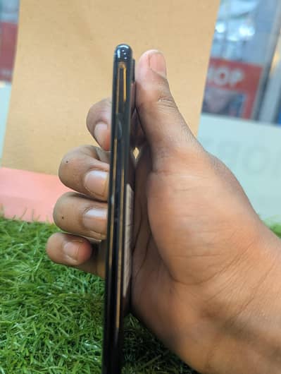 Apple iPhone 7