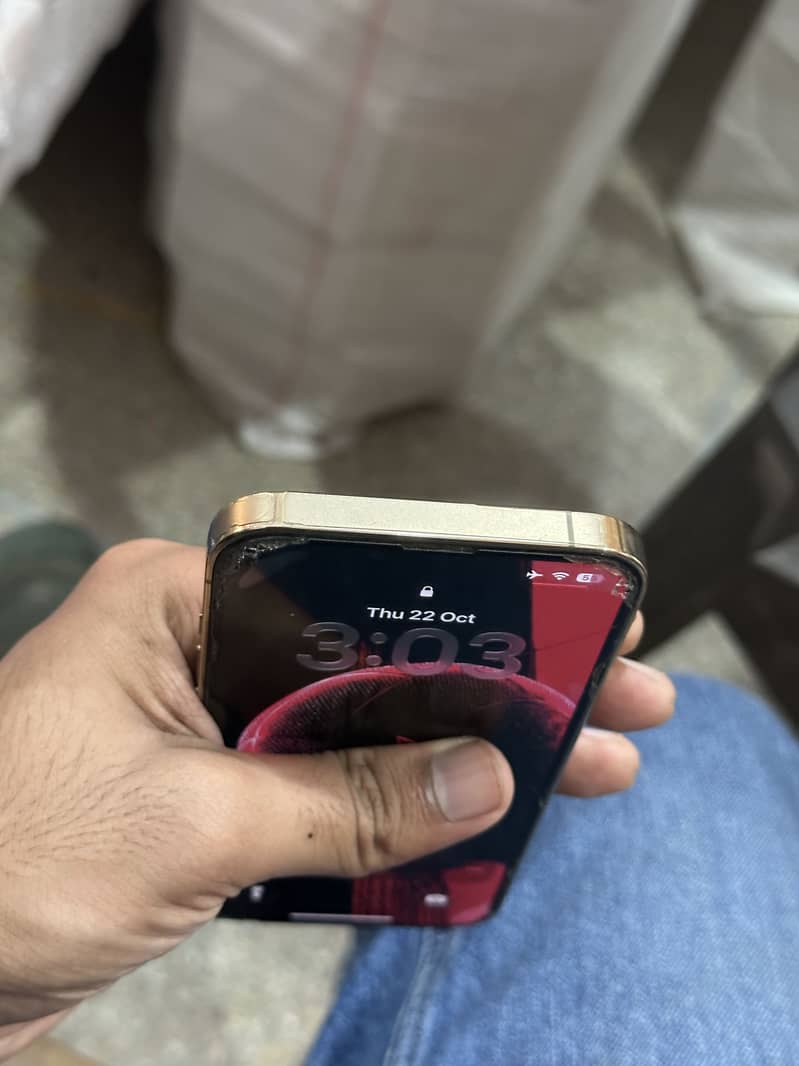 Apple iPhone 13 Pro 2