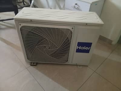 Dawlance/ Split Air Conditioner 1.5 Ton – Fully Functional, Wall-Mount
