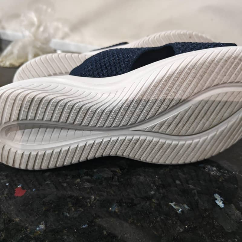 sketcher slipper 2