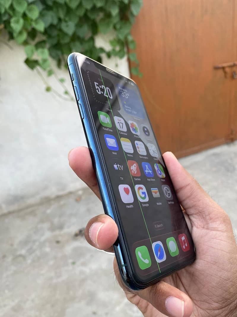 Apple iPhone 11 Pro Max 5