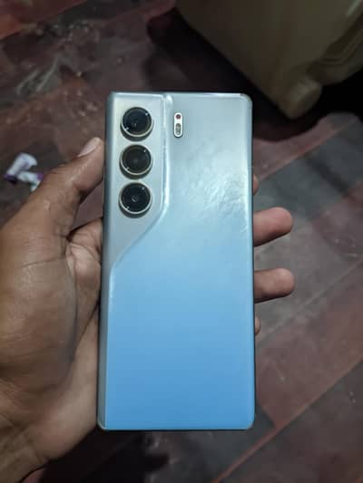 Tecno CAMON 40 Pro