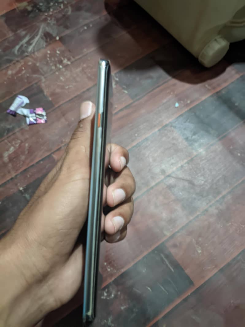 Tecno CAMON 40 Pro 2