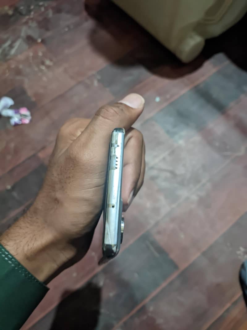 Tecno CAMON 40 Pro 5