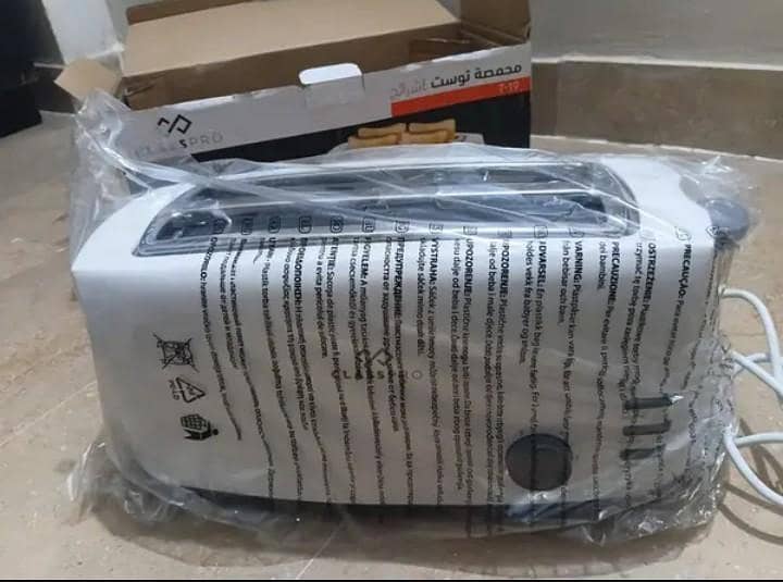 bread toaster 3