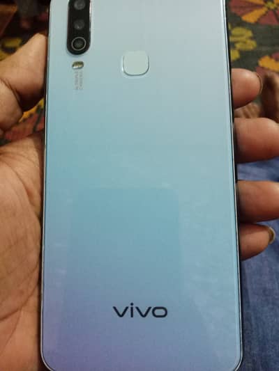 Vivo Y17