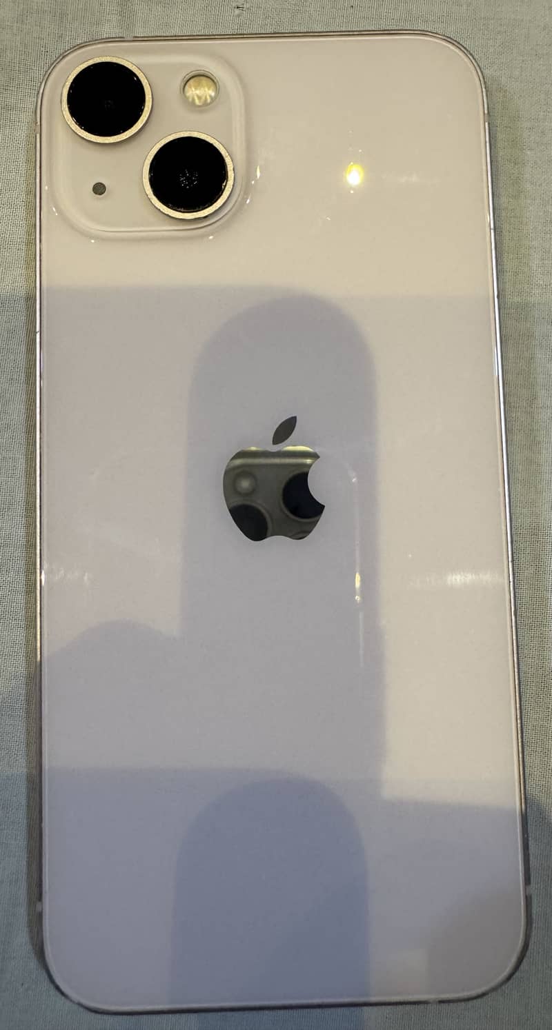 Apple iPhone 13 5