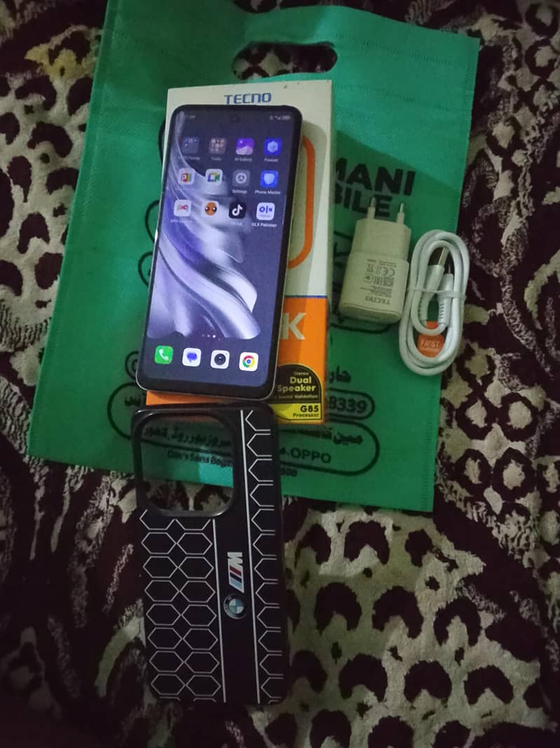 Tecno Spark 20 8
