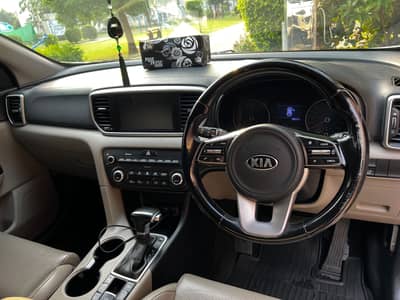 KIA Sportage AWD 2021