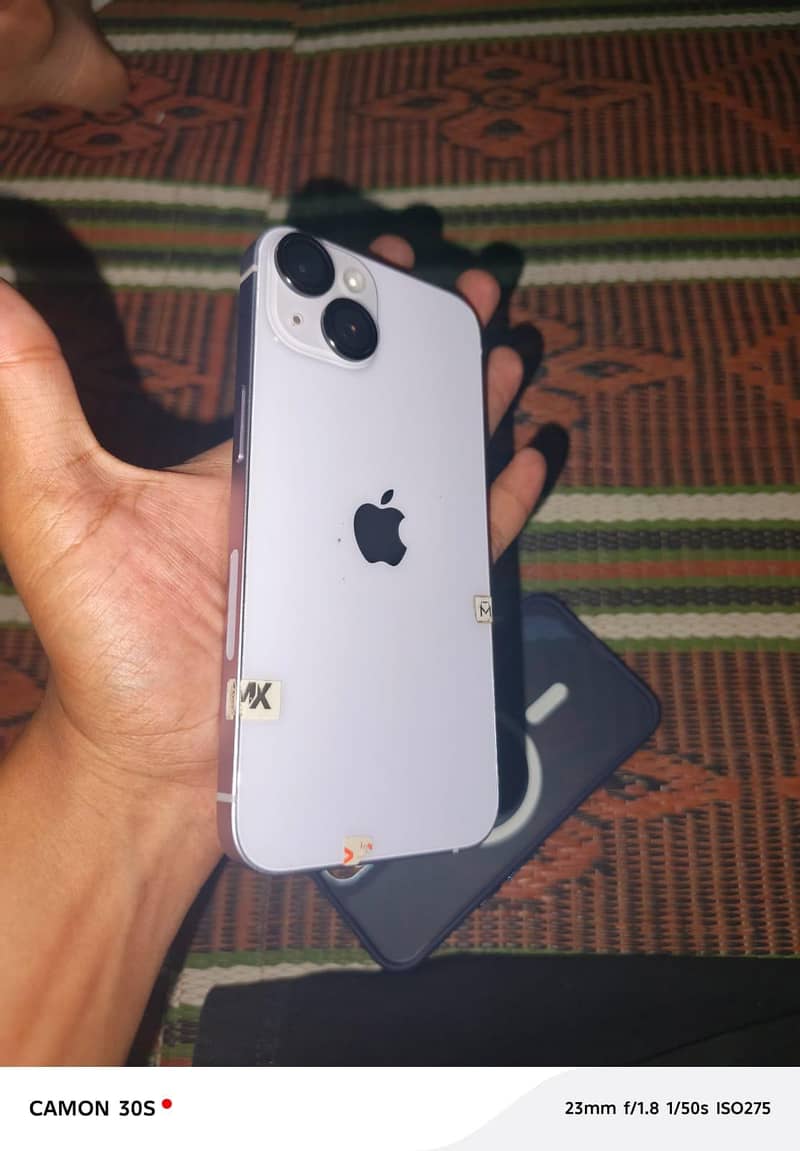 Apple iPhone 14 3