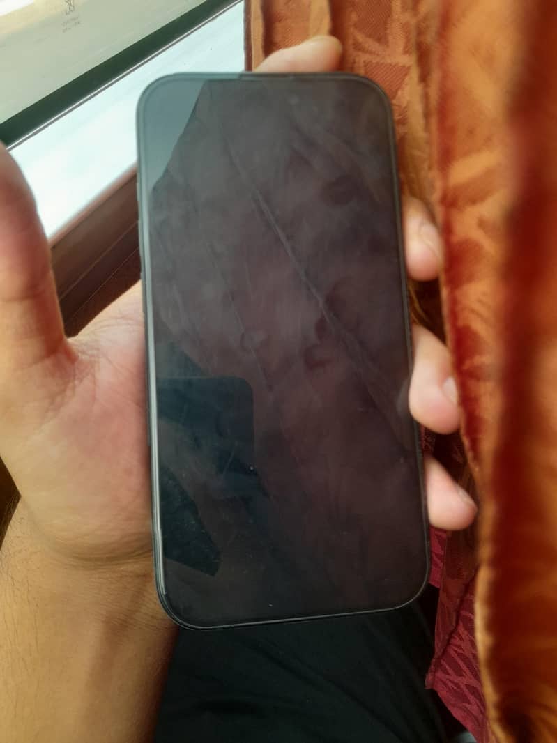 Apple iPhone 15 6
