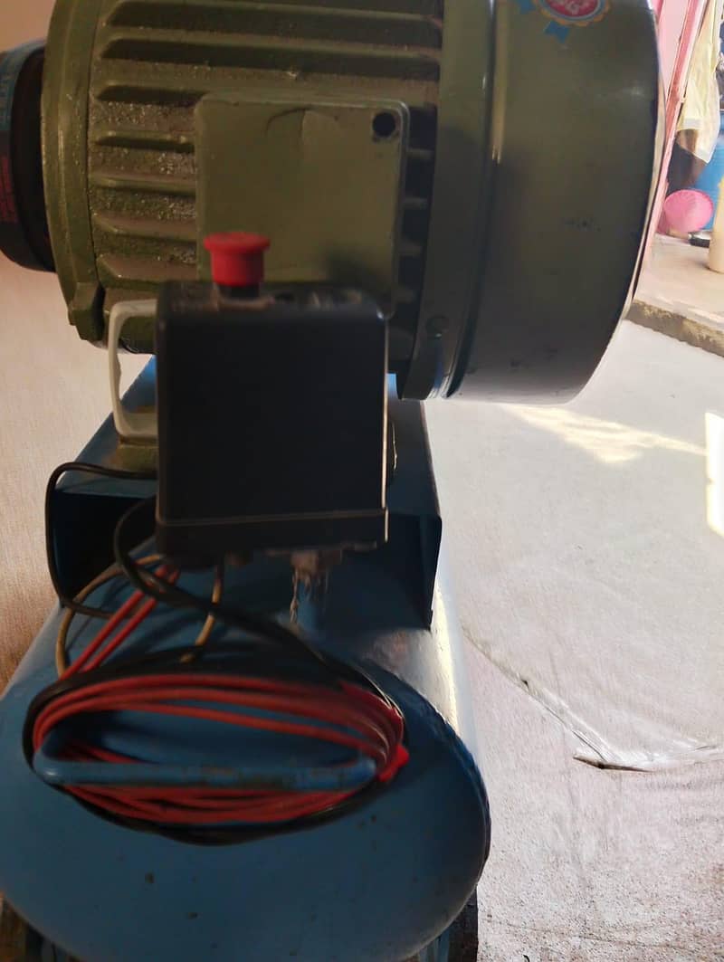 Air compressor 3