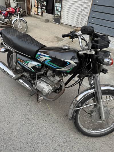 Honda CG 125 2020 model