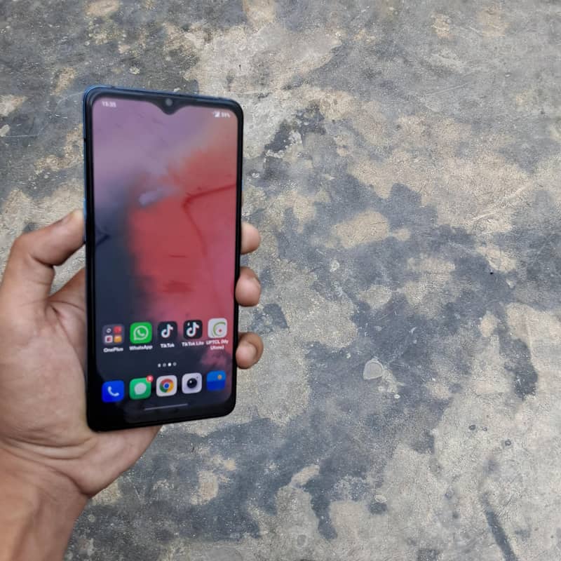 One Plus 7T 1