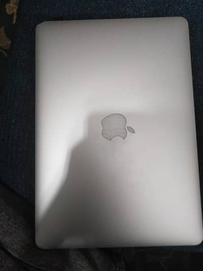 macbook air 2011