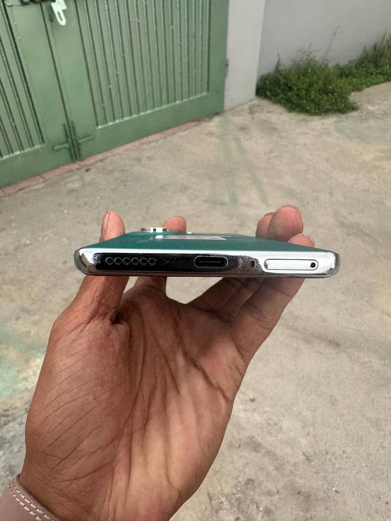 Tecno CAMON 40 Pro 3