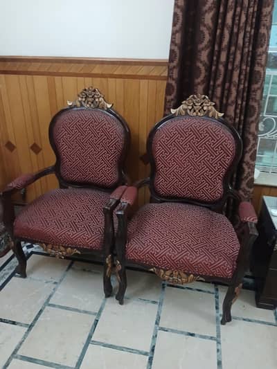 wooden chairs , sofa