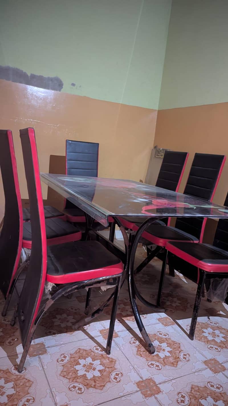 Modern  Dining Table | Elegant & Stylish Dining Set 1