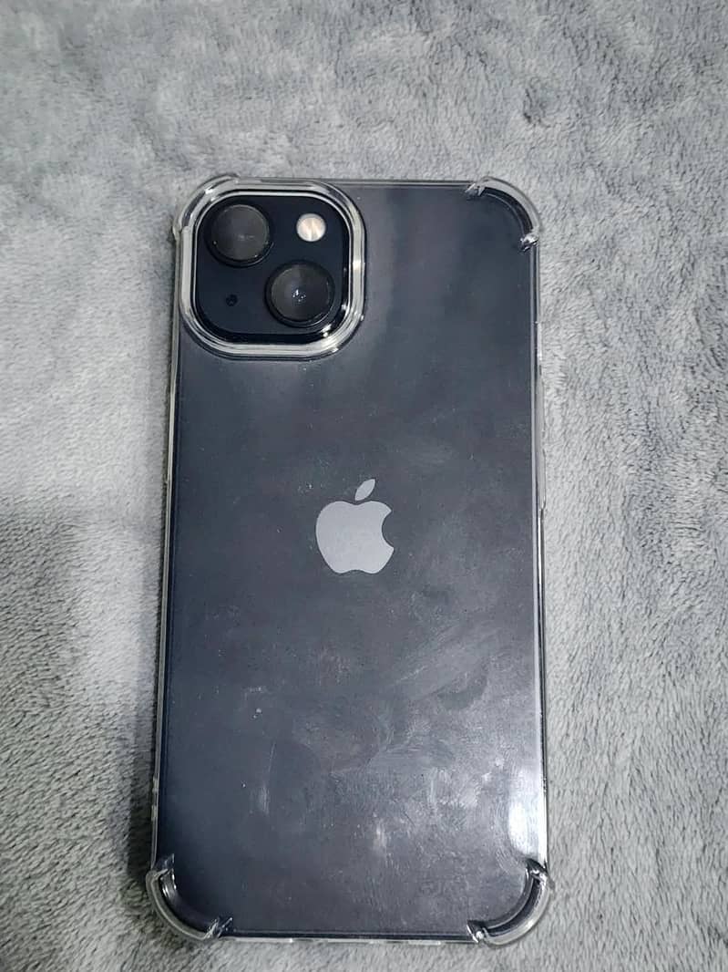 Apple iPhone 13 0