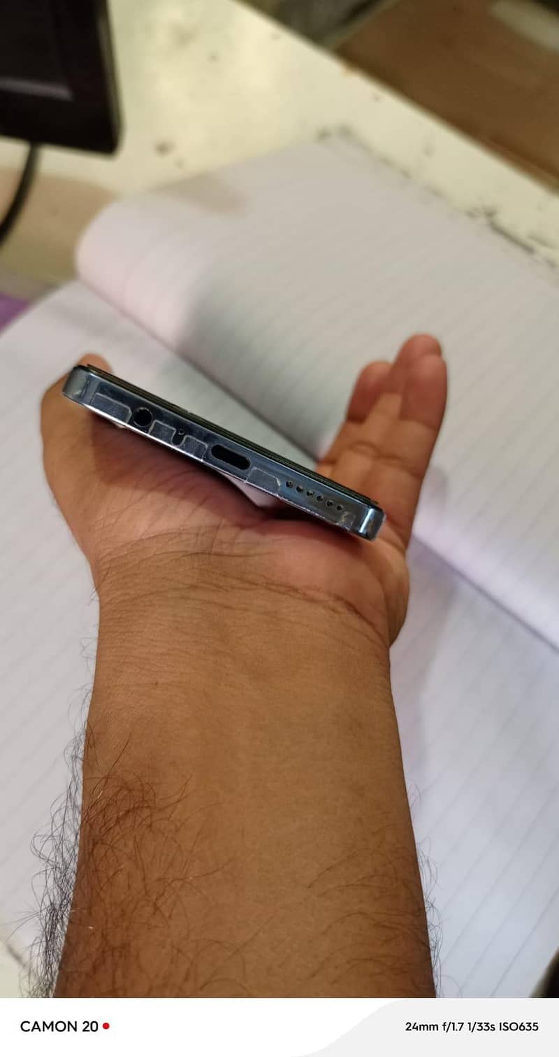 Tecno CAMON 20 2