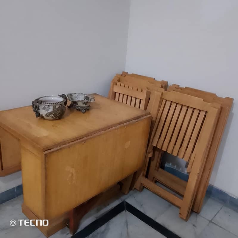 Dining table with six chairs 1