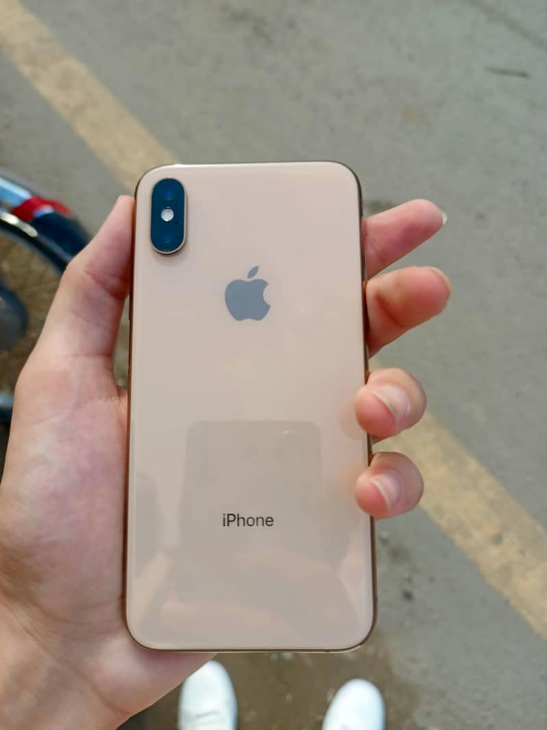 Apple iPhone XS 5