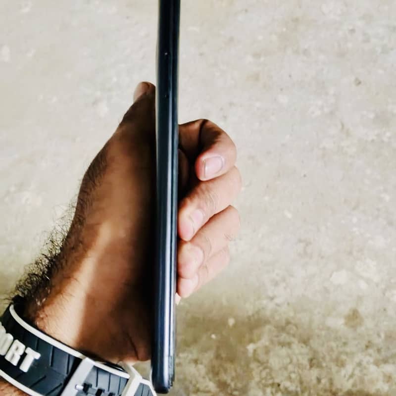 Tecno Spark 6 1