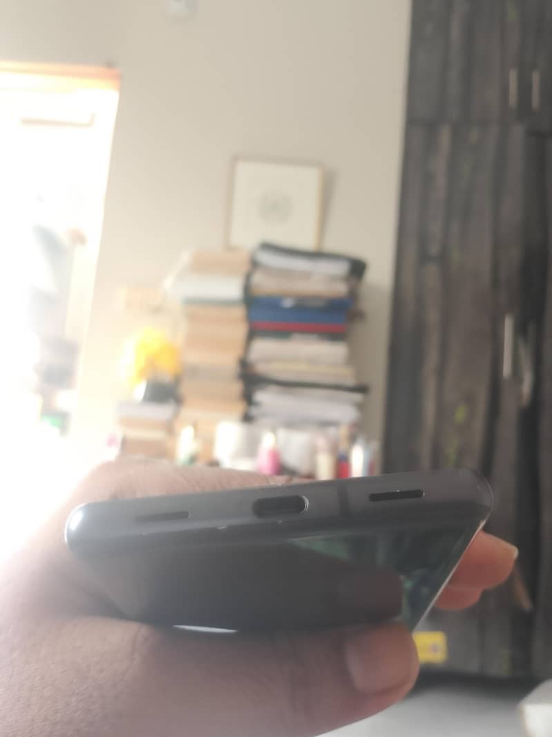 Google Pixel 7a 2