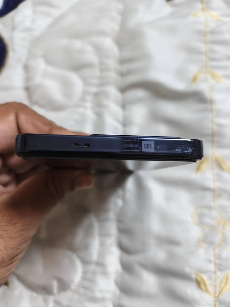 Infinix Note 30 Pro 4