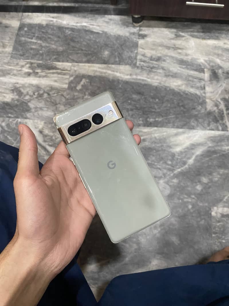 Google Pixel 7 Pro 4