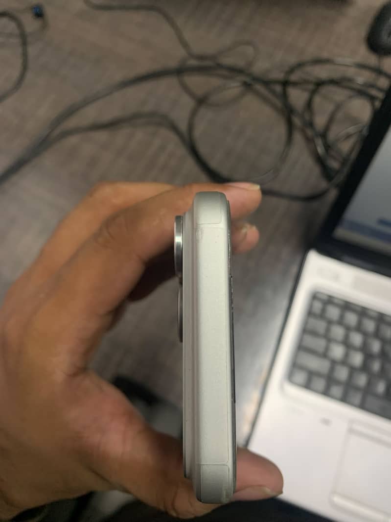 Apple iPhone 17 Pro Max 5