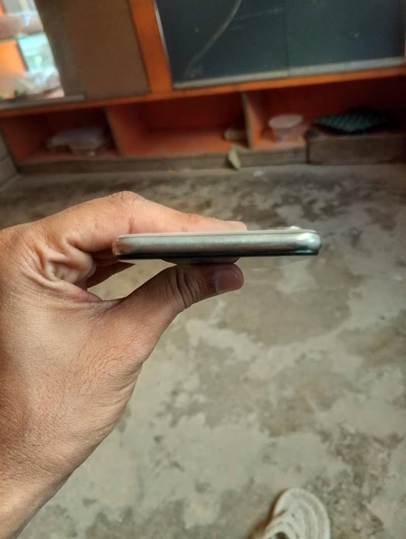 Apple iPhone X 1