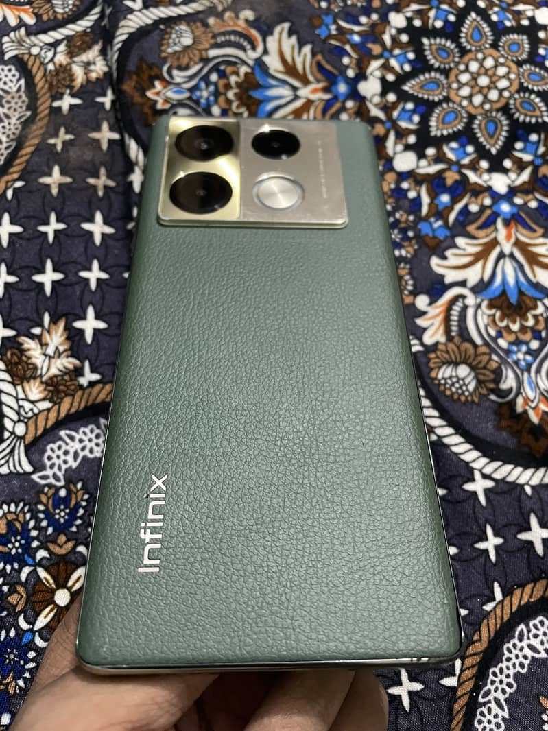 Infinix Note 40 Pro 1