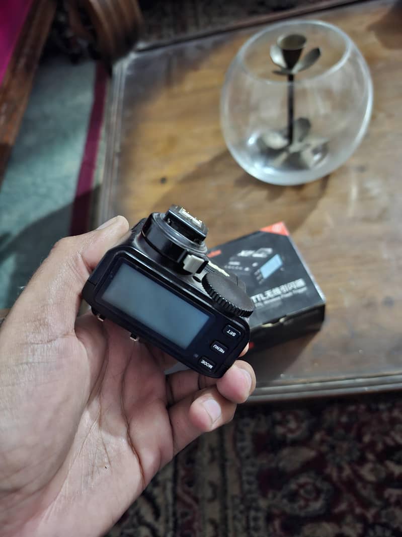 trigger Sony mount 1