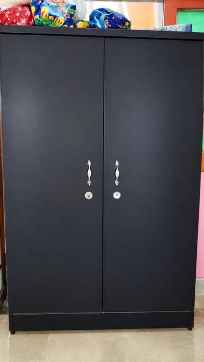 2 door almari
