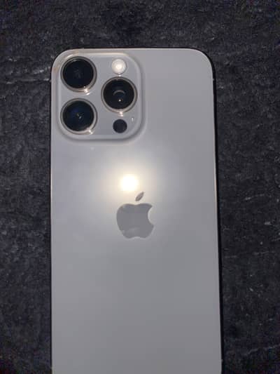 Apple iPhone 15 Pro Max