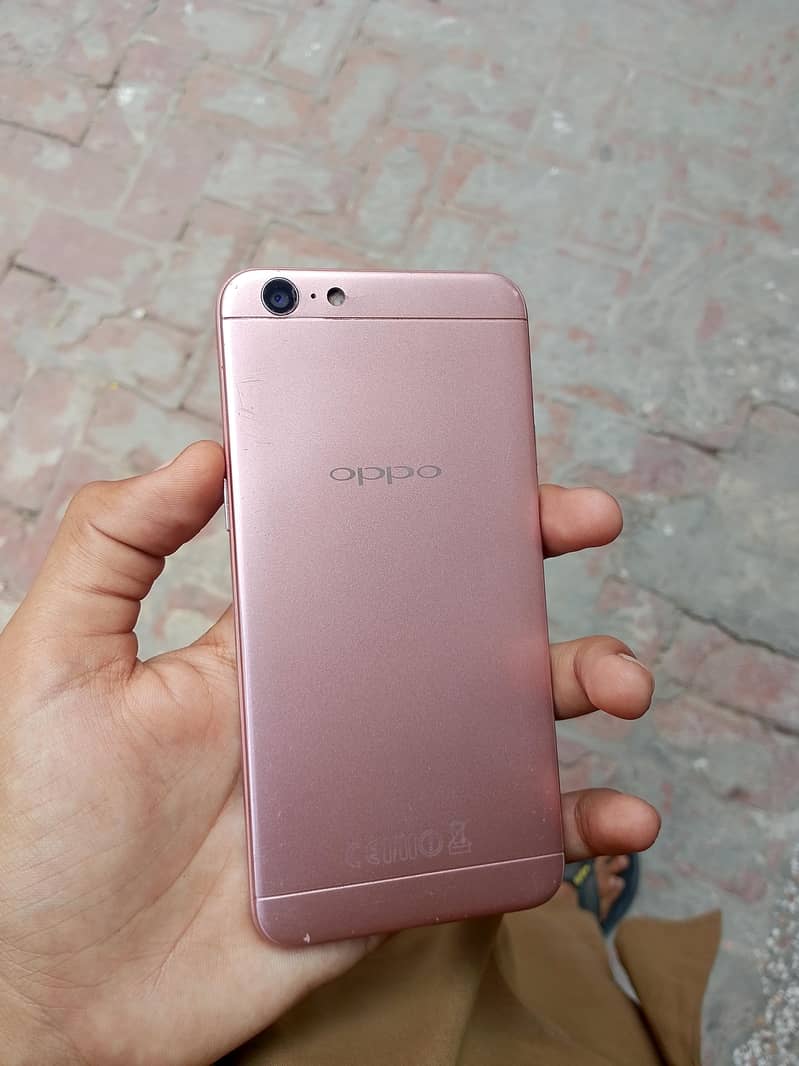 OPPO A57 0