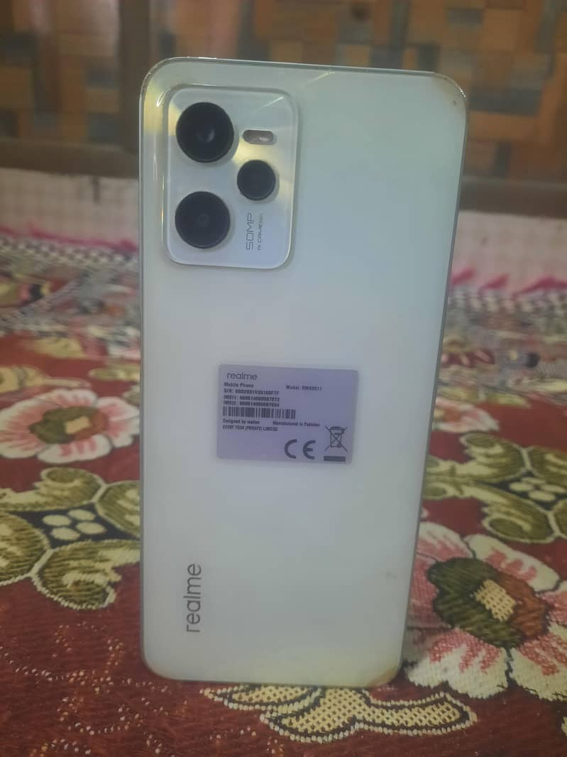 Realme C35 1