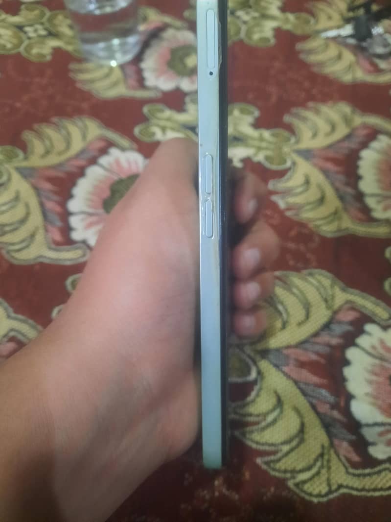 Realme C35 2
