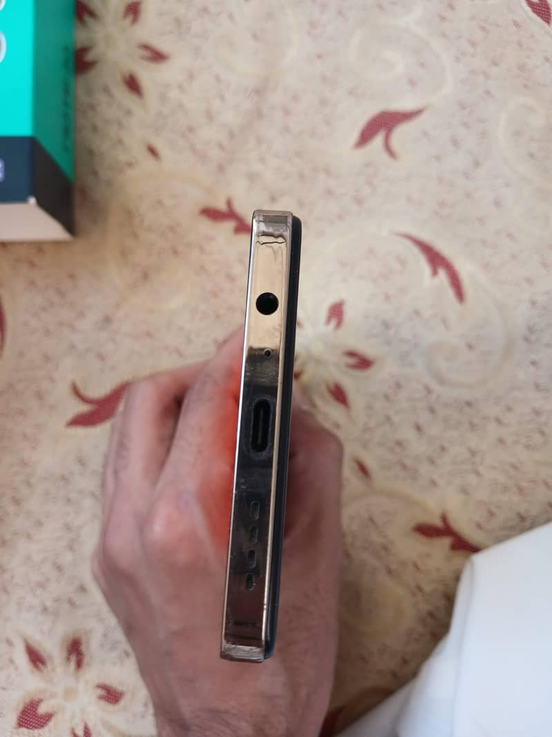 Infinix Note 30 4